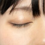 女性のまぶた